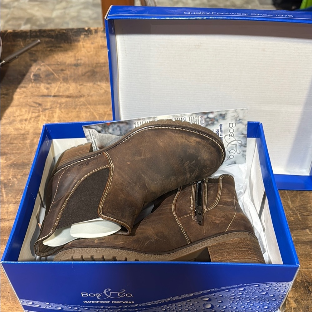 Bos. & Co. | New in Box | 38 | Mass | Espresso